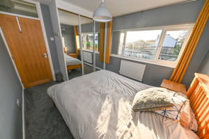 Hazleton Way Cowplain